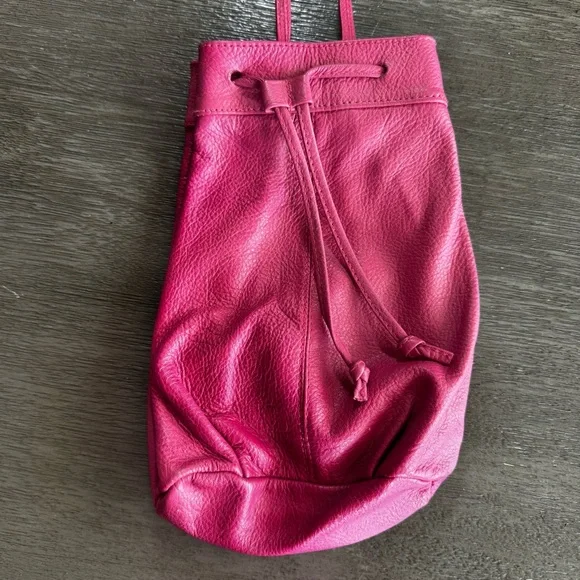 Leather Handmade Hot Pink Crossbody Drawstring Bucket Bag Purse - Picture 2 of 9
